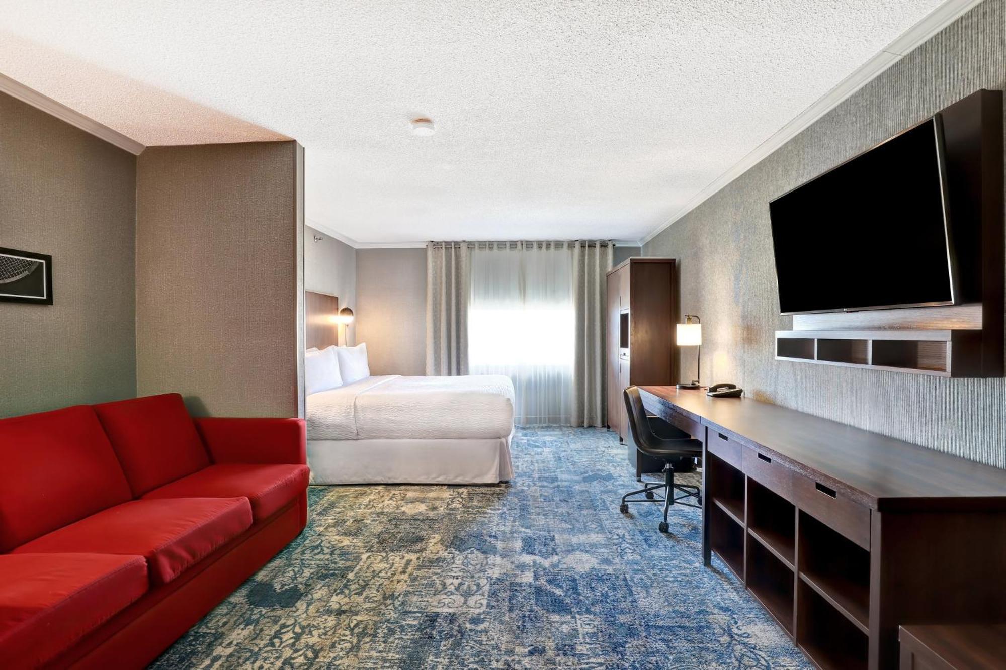 Four Points By Sheraton Toronto Mississauga Exterior photo
